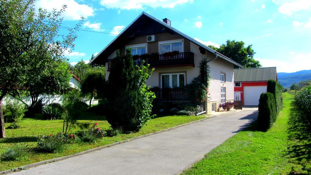Apartment Marin Ogulin Εξωτερικό φωτογραφία